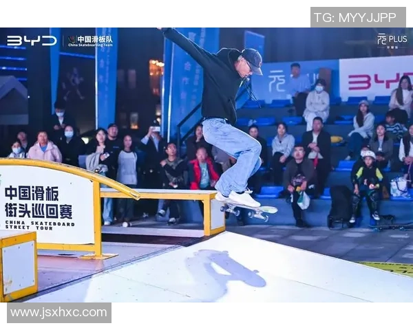 上海滑板队在滑板精英赛中的默契配合与精彩表现分析